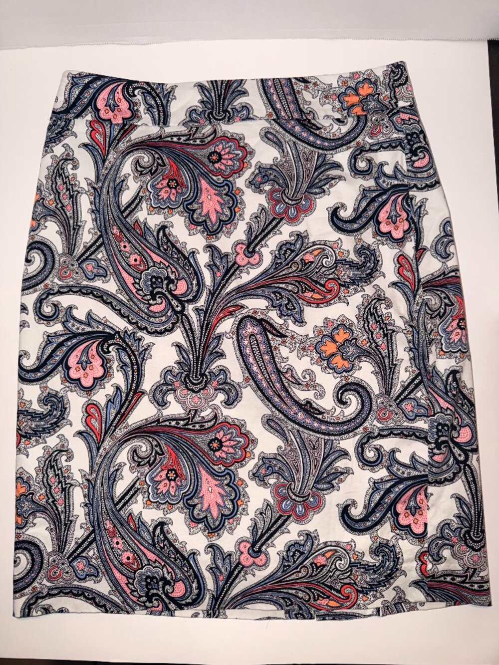 Ann Taylor Paisley Print Pencil Skirt Size 4